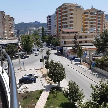 Διαμέρισμα Lovely Vlorë